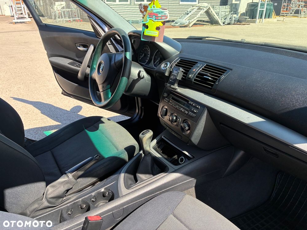 BMW Seria 1 - 14