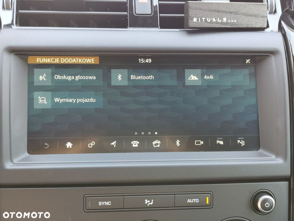 Land Rover Discovery 3.0 Si6 HSE Luxury - 17