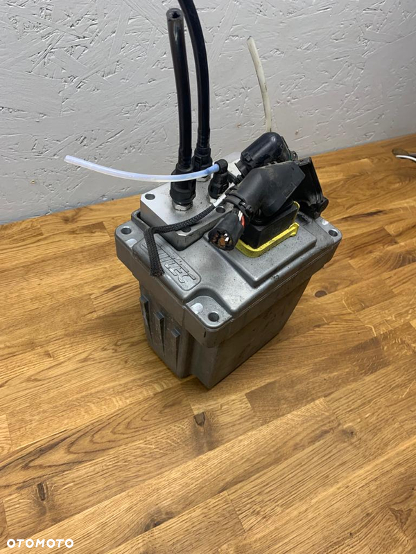Pompa adblue emitec  MAN euro 6 demontaż 980003900000449