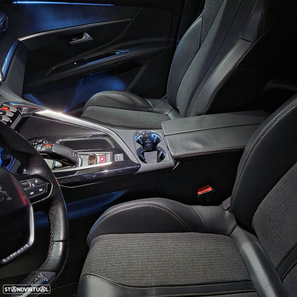 Peugeot 3008 1.6 BlueHDi GT Line Grip Control EAT6 - 10