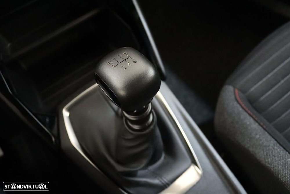 Peugeot 2008 1.2 PureTech Active Pack - 19