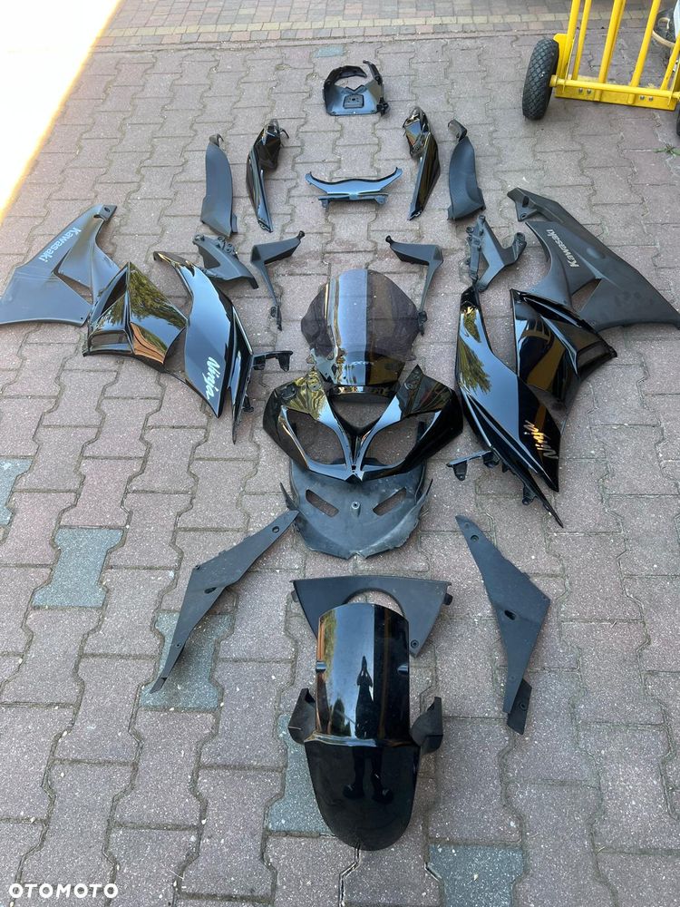 Kawasaki ZXR - 18