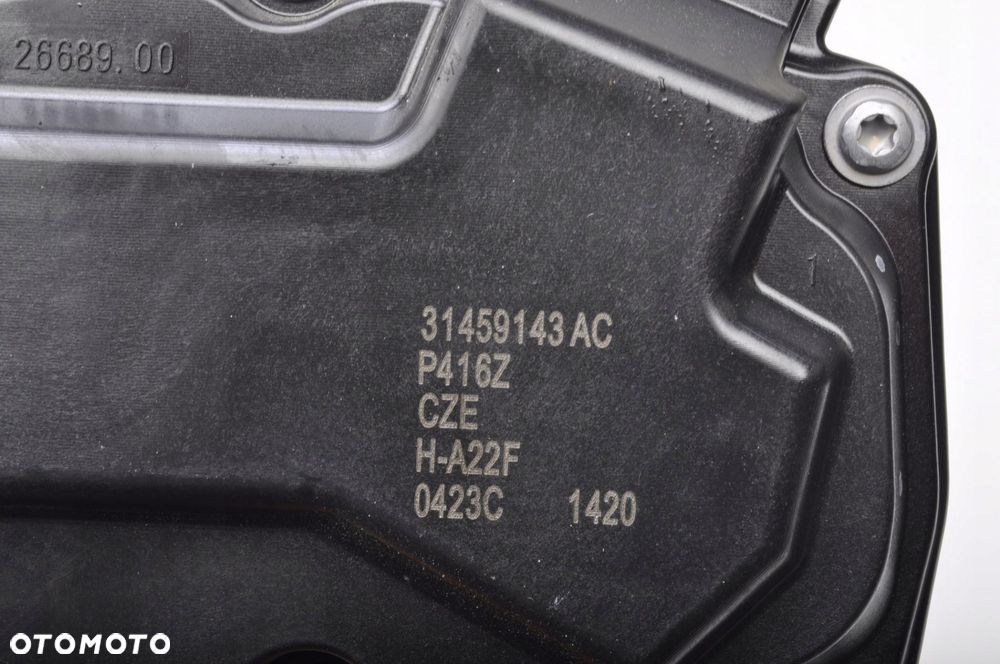 VOLVO XC40 B4 Mild-Hybrid PRZEPUSTNICA 31459143AC 2019/09 - - 3