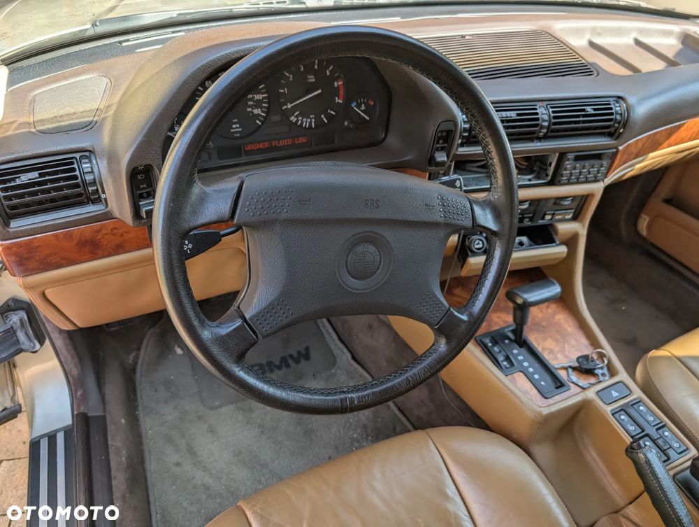 BMW Seria 7 750iL - 11