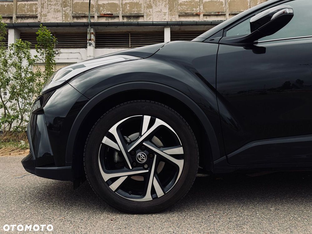 Toyota C-HR - 16