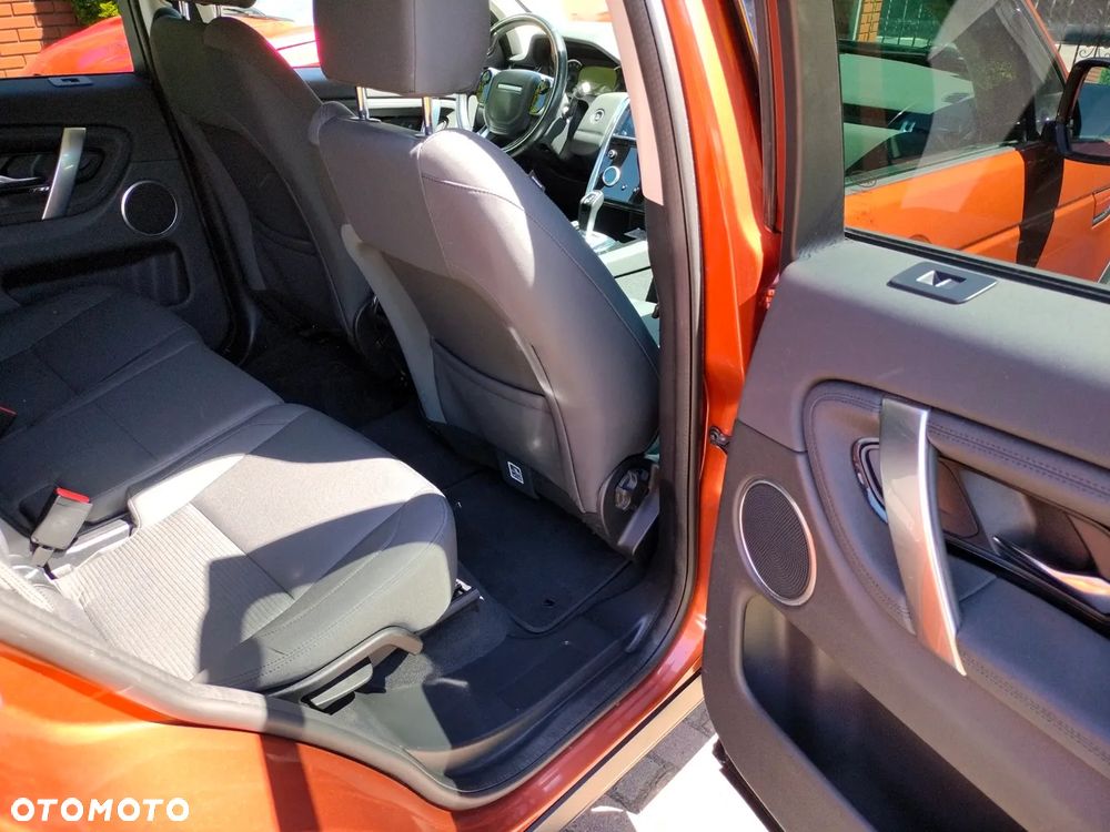 Land Rover Discovery Sport 2.0 D150 R-Dynamic HSE - 12
