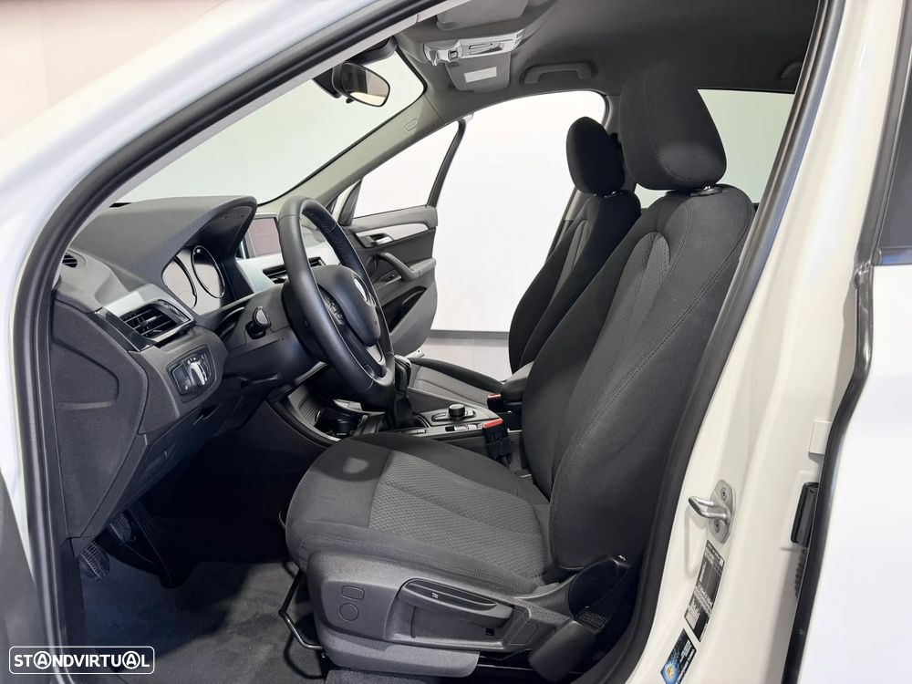 BMW X1 16 d sDrive Advantage - 34