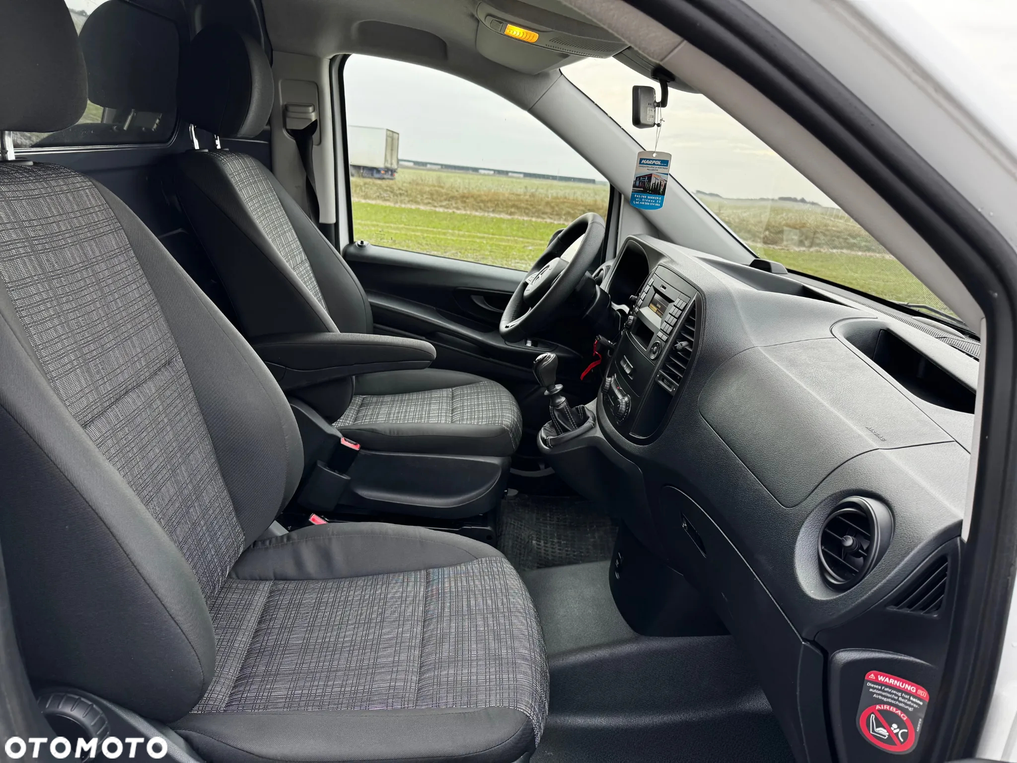 Mercedes-Benz VITO - 16
