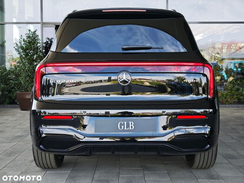 Mercedes-Benz GLB - 6