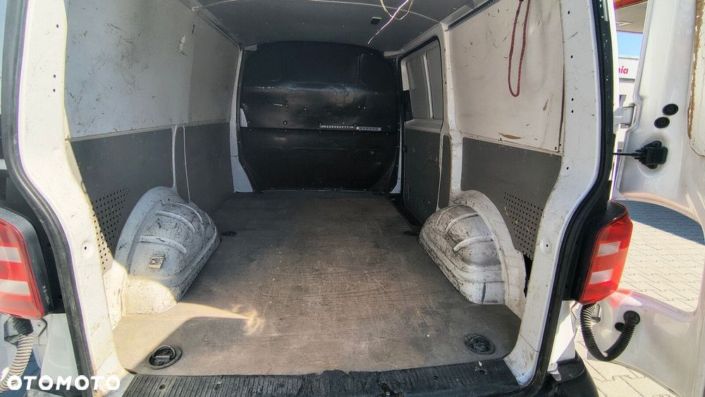 Volkswagen Transporter - 8