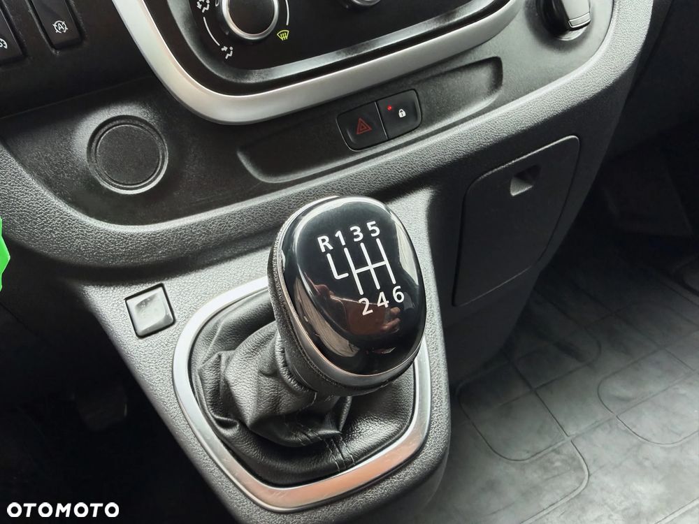 Renault Trafic 2.0 L2H1 HD Extra (bryg.) - 25