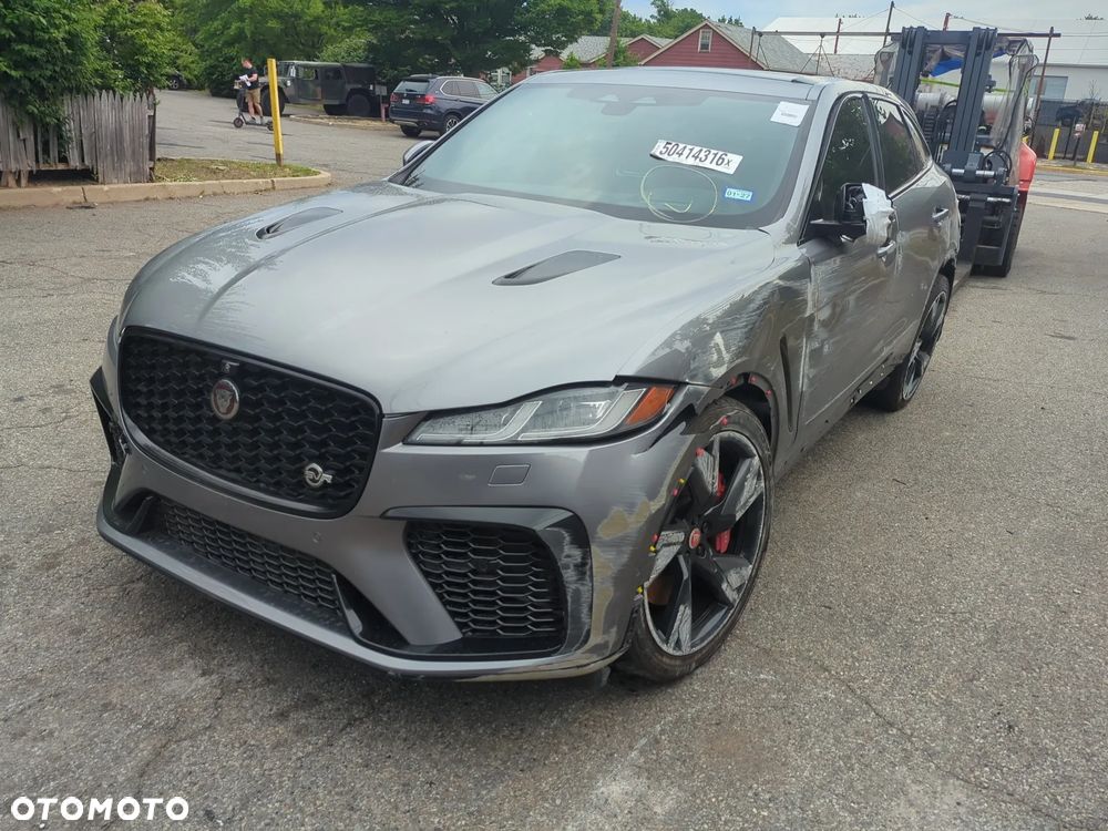 Jaguar F-Pace 5.0 V8 P575 AWD SVR Edition - 13