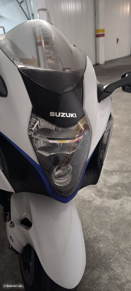 Suzuki Hayabusa - 12