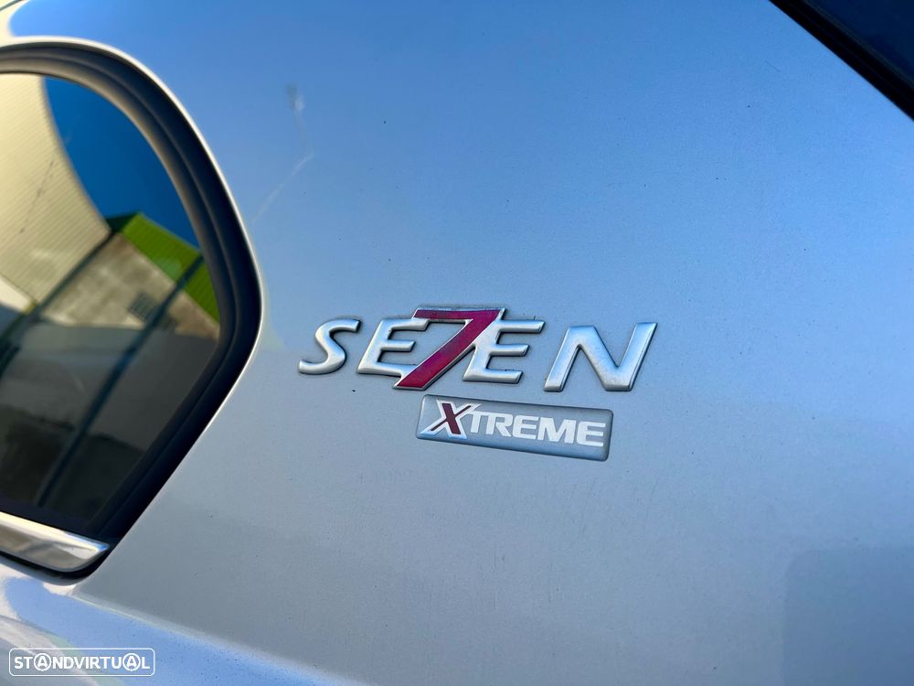 Chevrolet Captiva 2.0 VCDi Seven 7L - 16