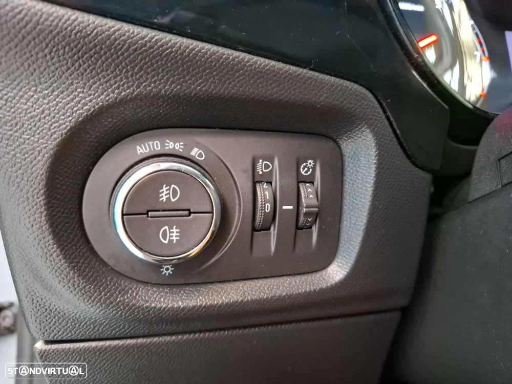 Opel Corsa 1.2 Edition - 24