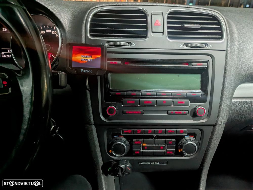VW Golf 1.6 TDi Edition - 10