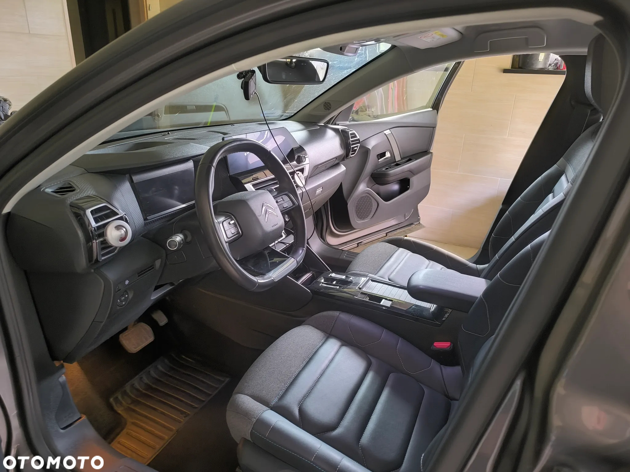 Citroën C4 1.2 PureTech Shine S&S EAT8 - 12