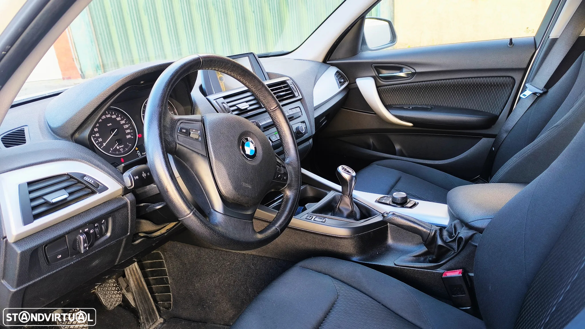 BMW 114 d Line Urban - 9