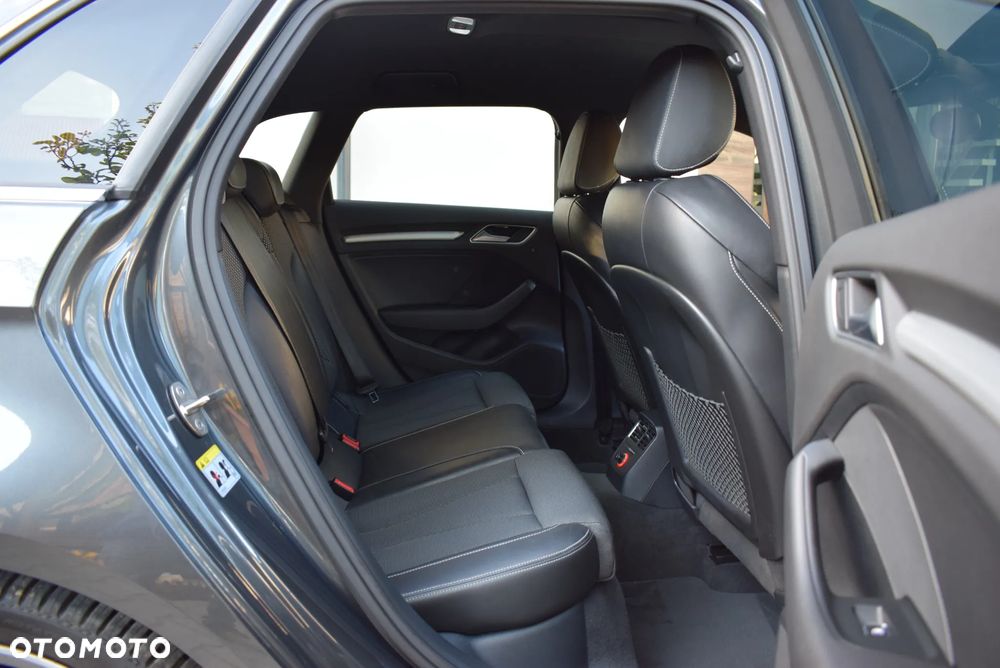 Audi A3 Sportback 2.0 TDI (clean diesel) S line Sportpaket - 13
