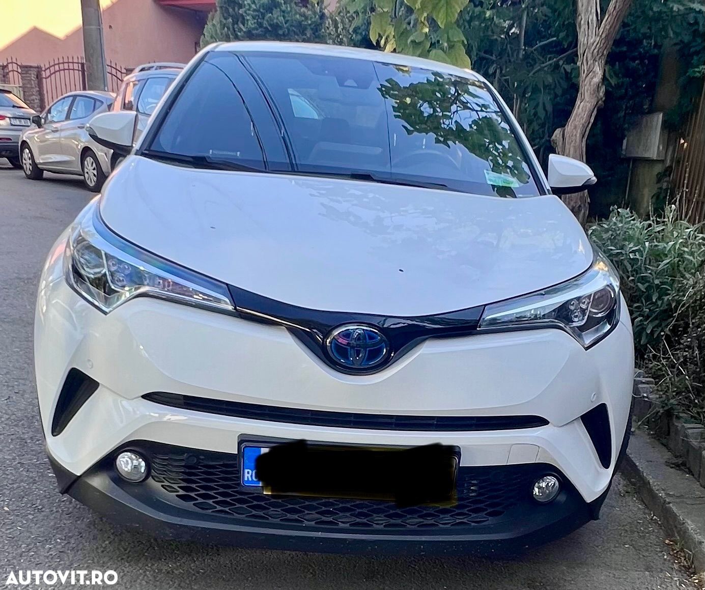 Toyota C-HR 1.2 Turbo 4x2 CVT C-enter - 1