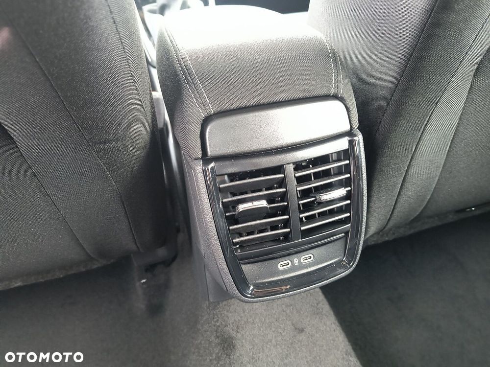 Skoda Scala 1.0 TSI Drive DSG - 38