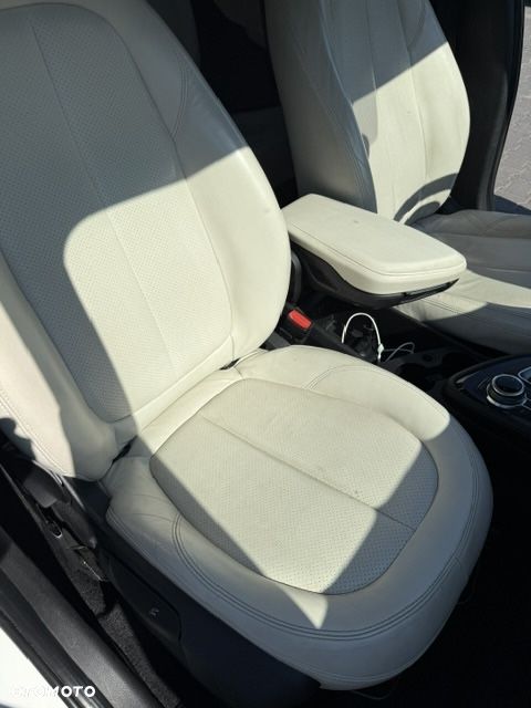BMW Seria 2 218d GT - 8