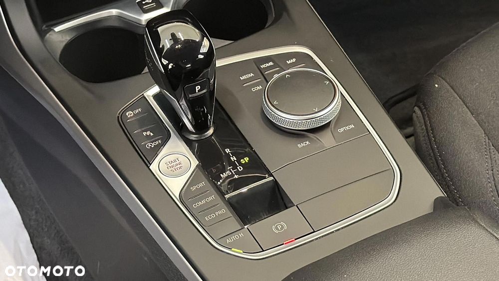BMW Seria 1 118i Advantage - 16