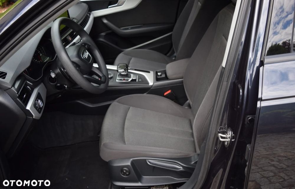 Audi A4 Avant - 13