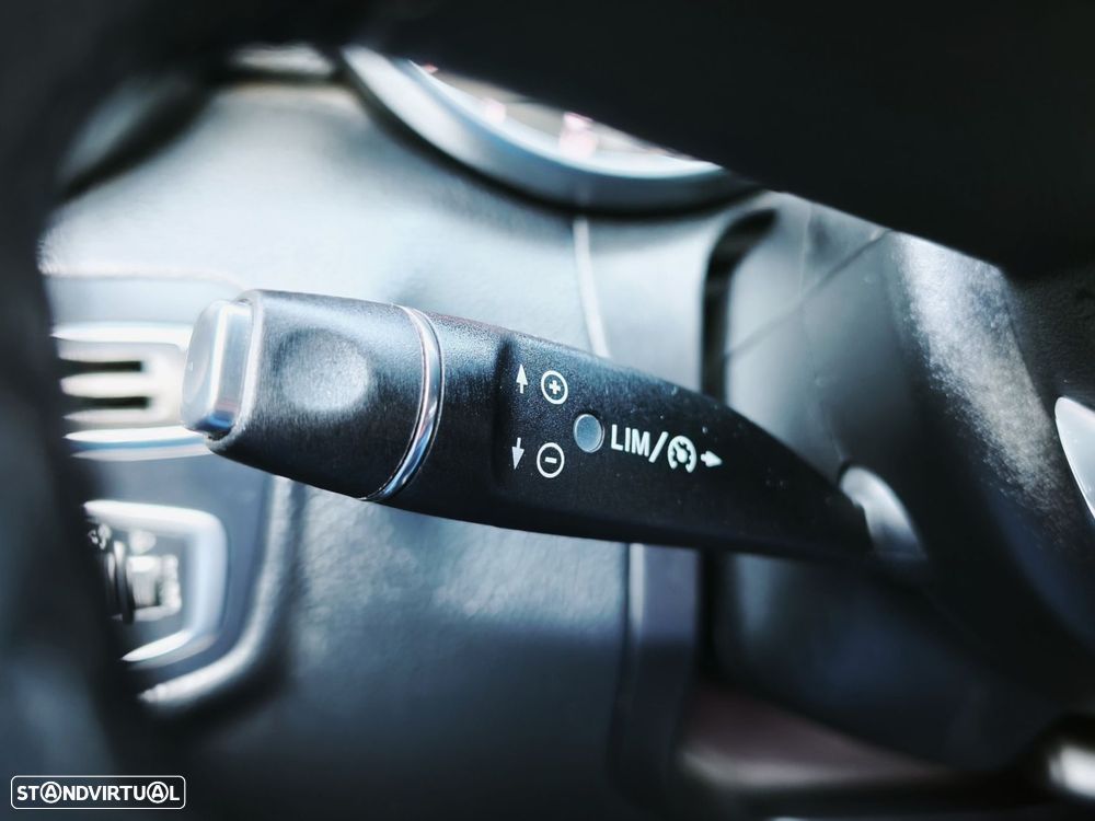 Mercedes-Benz C 220 d AMG Line - 23