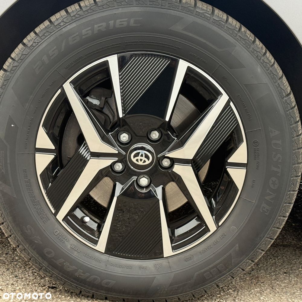 Toyota Proace Verso - 13