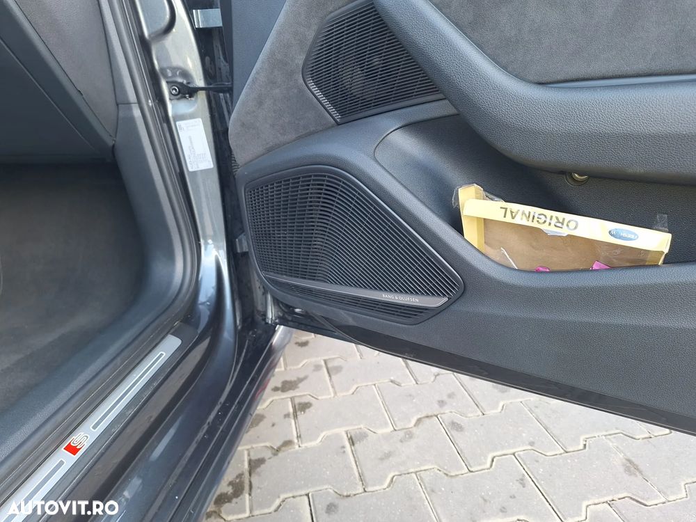 Audi S4 - 8