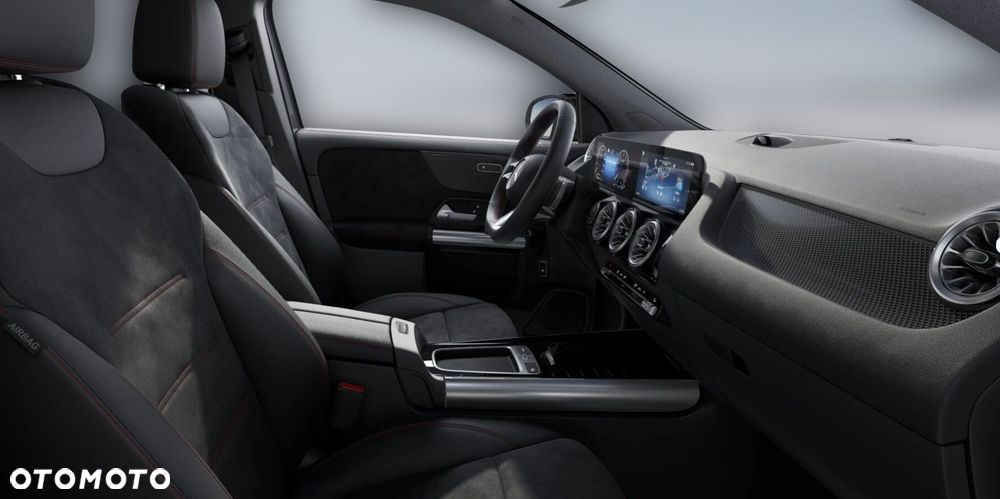 Mercedes-Benz GLA 200 mHEV AMG Line 7G-DCT - 13