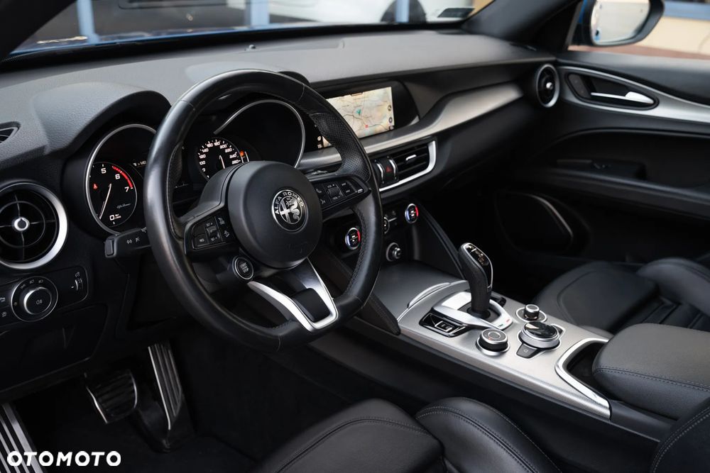 Alfa Romeo Stelvio 2.0 Turbo Veloce Q4 - 14