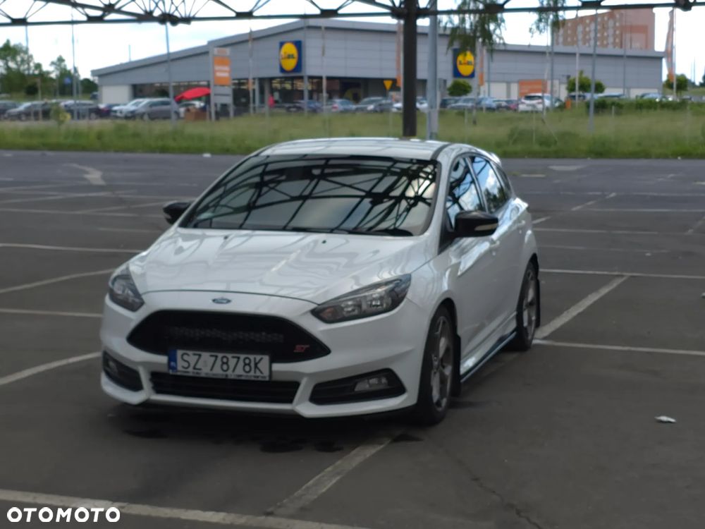 Ford Focus - 8