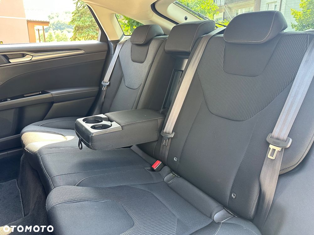 Ford Mondeo 2.0 EcoBlue Titanium - 14
