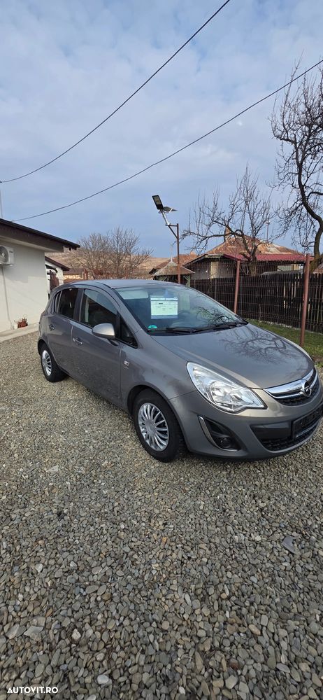 Opel Corsa 1.4 16V Satellite - 27