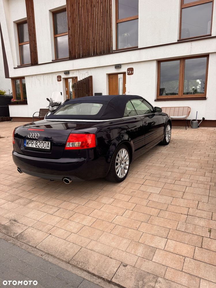 Audi A4 Cabrio 2.4 - 18