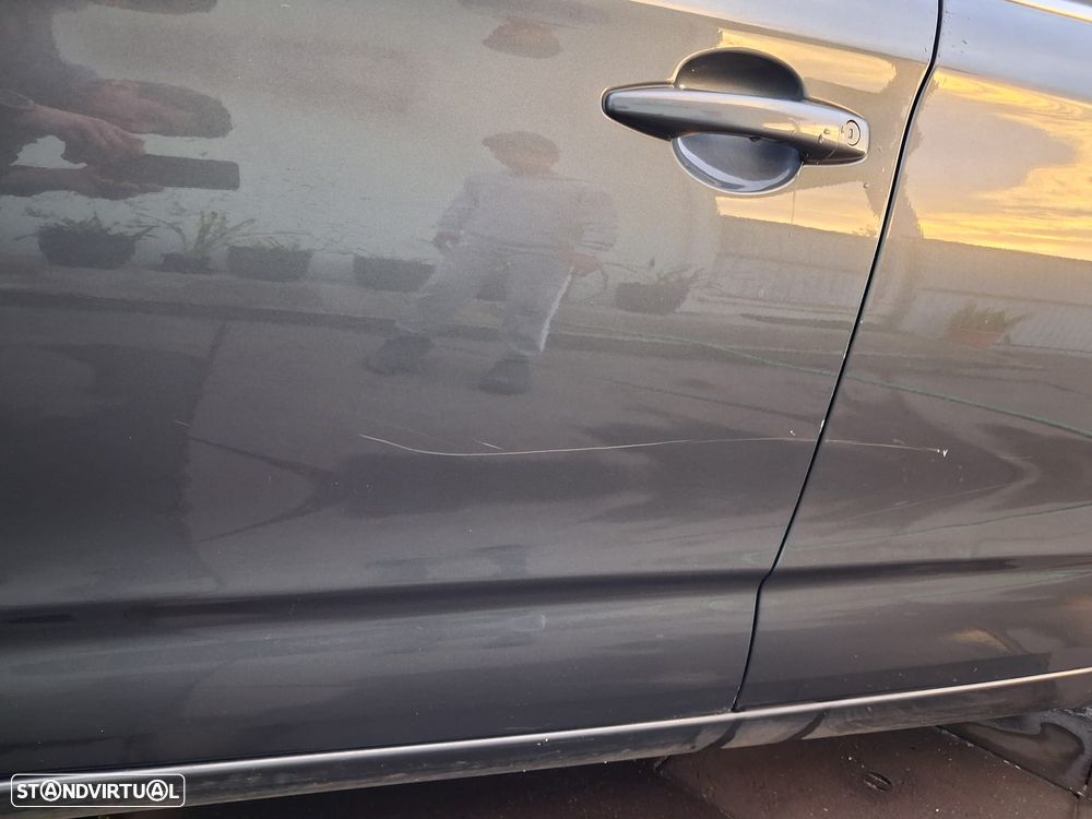 Citroën C4 1.6 HDi Attraction - 12