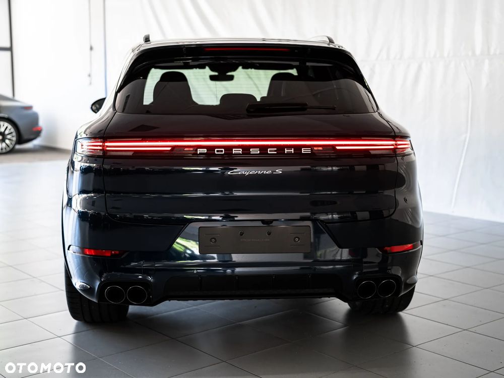 Porsche Cayenne - 5