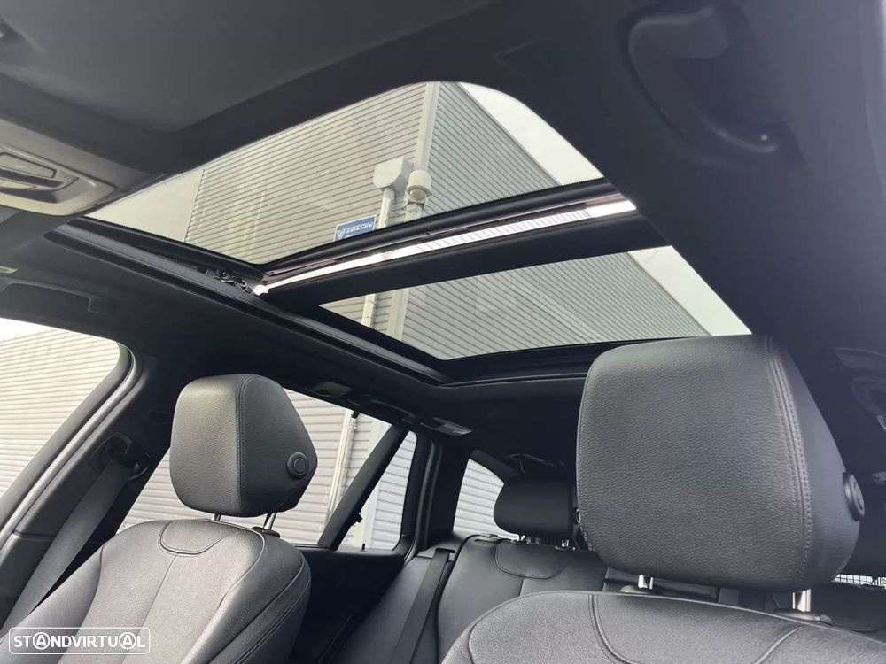 BMW 335 d Touring xDrive Pack M - 34