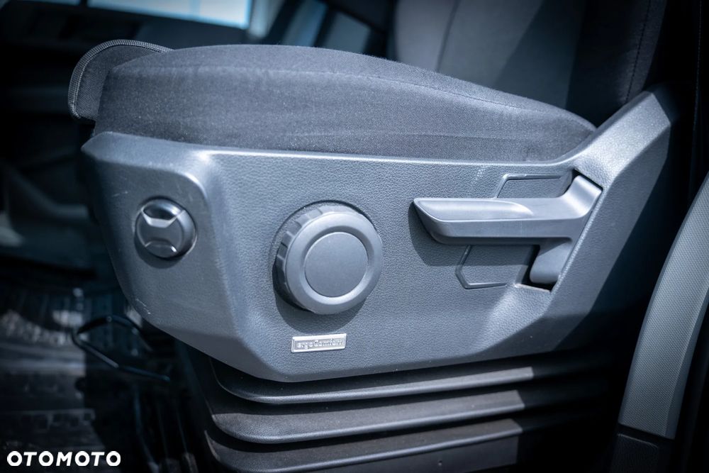 Volkswagen CRAFTER - 8