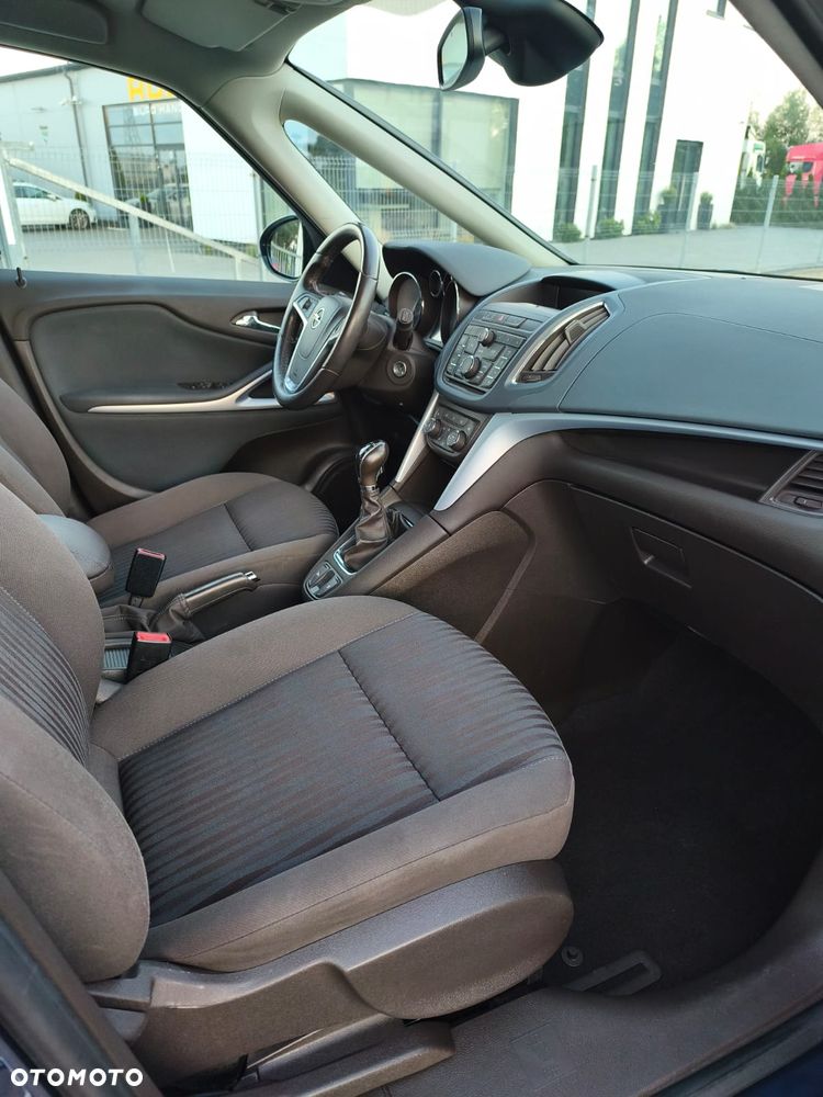 Opel Zafira 1.4 Turbo Edition - 21