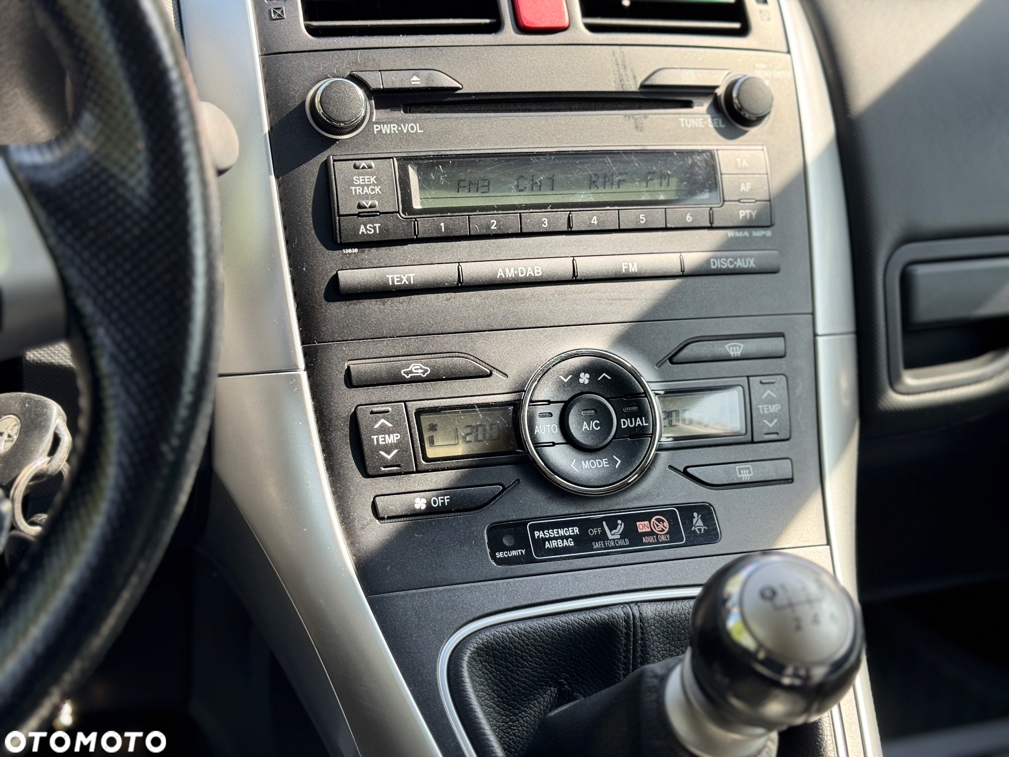Toyota Auris - 12