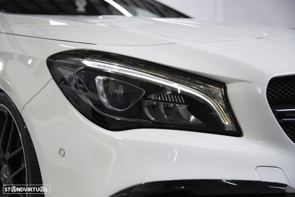 Mercedes-Benz CLA 45 AMG 4Matic Speedshift DCT 7G Night Edition - 10