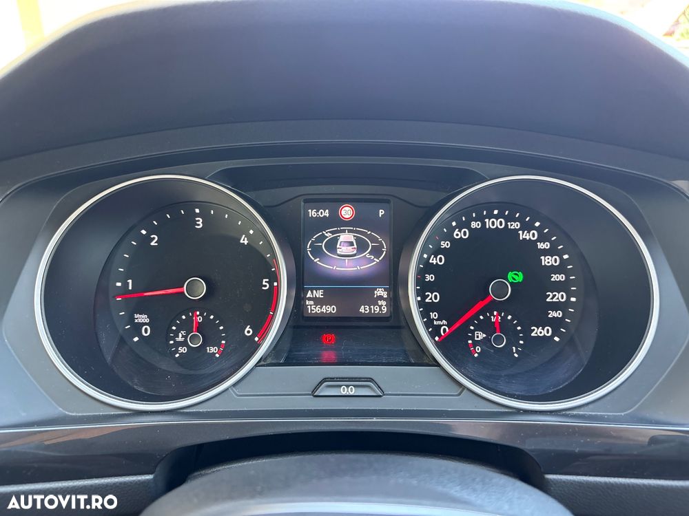 Volkswagen Tiguan 2.0 TDI DSG Life - 9