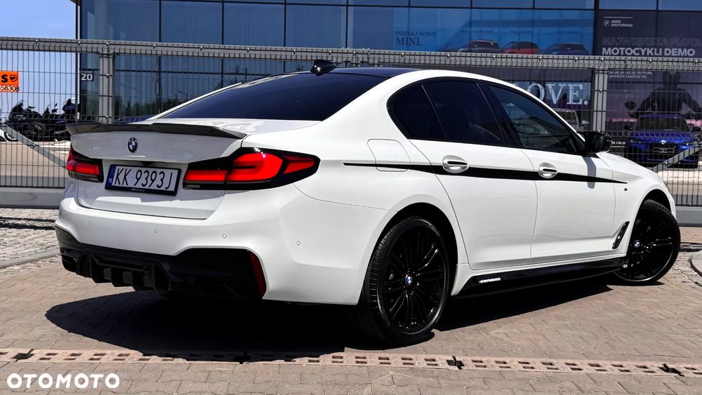 BMW Seria 5 530i xDrive M Sport sport - 4