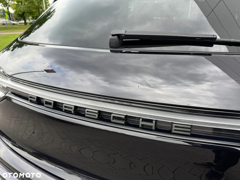 Porsche Macan T - 27