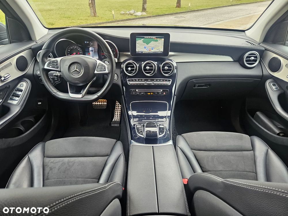 Mercedes-Benz GLC - 22