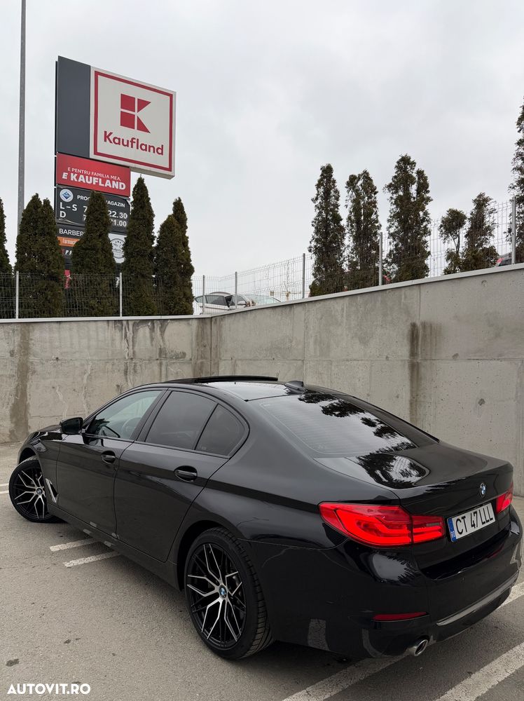BMW Seria 5 520d xDrive AT - 7