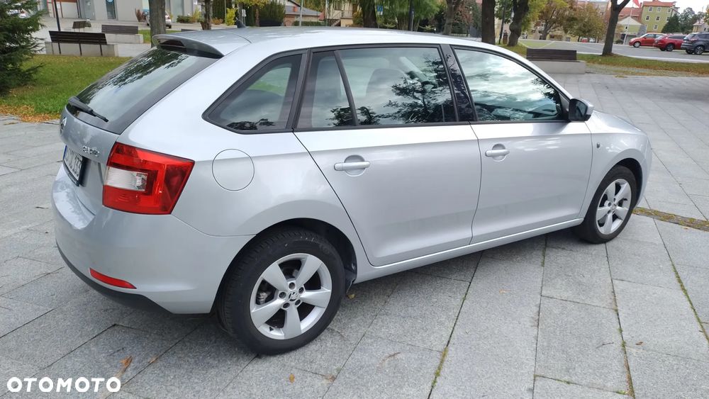 Skoda RAPID - 23